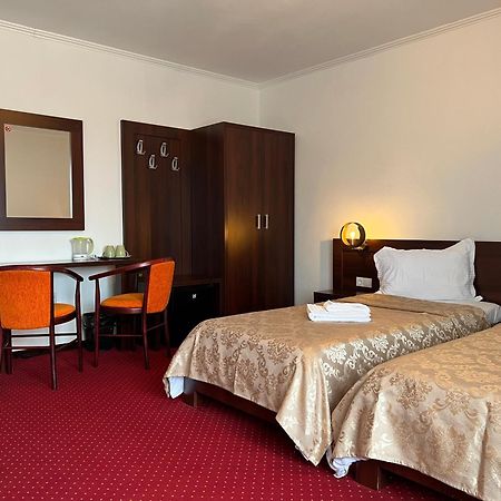 Hotel Casa Manu Sibiu Habitación foto